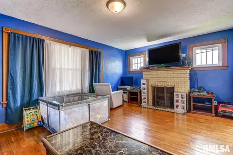 1532 N 9th St, Springfield, IL 62702 photo 6