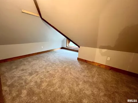 211 E Hargrave St, Athens, IL 62613 photo 24