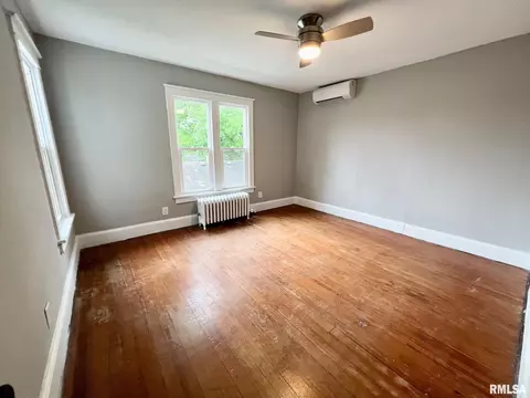 211 E Hargrave St, Athens, IL 62613 photo 20