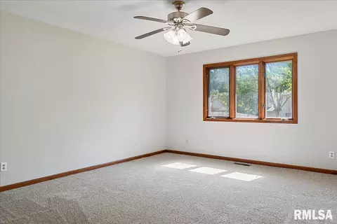 112 Appomattox Dr, Springfield, IL 62711 photo 4