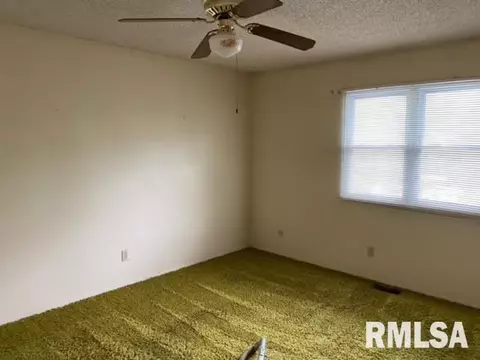 104 Mccarthy Dr, Springfield, IL 62702 photo 10