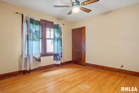 512 S Park Ave, Springfield, IL 62704 photo 17