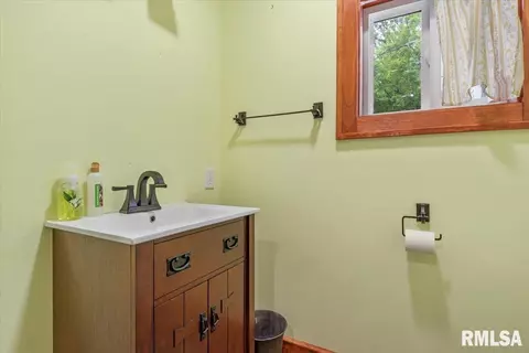 512 S Park Ave, Springfield, IL 62704 photo 28