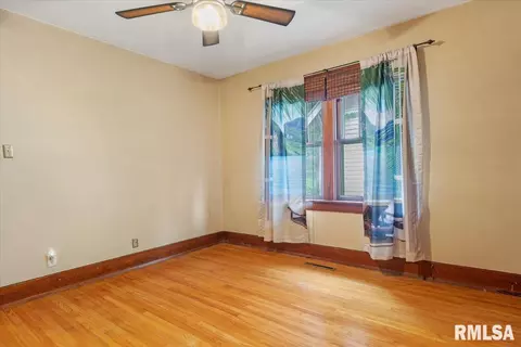 512 S Park Ave, Springfield, IL 62704 photo 18