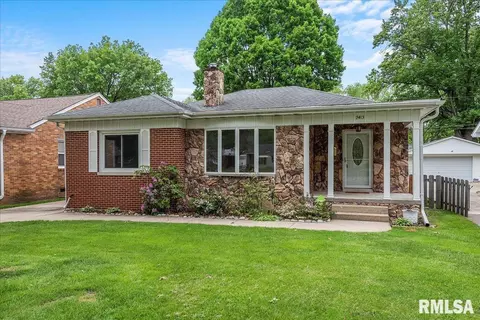 2413 S Walnut St, Springfield, IL 62704 photo 1