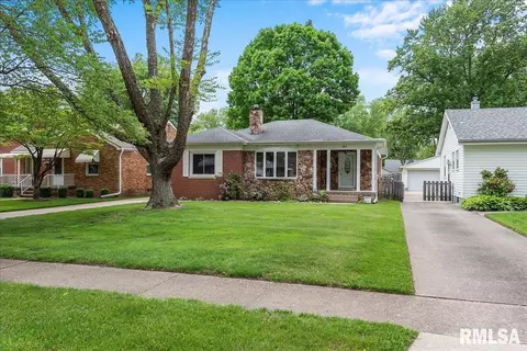 2413 S Walnut St, Springfield, IL 62704 photo 3