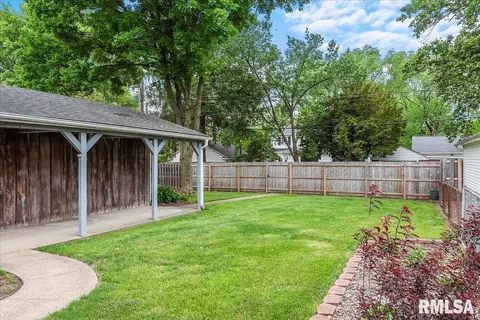 2413 S Walnut St, Springfield, IL 62704 photo 36