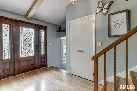 935 Roanoke Dr, Springfield, IL 62702 photo 8