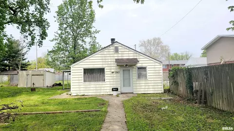 2913 E Mason St, Springfield, IL 62702 photo 1