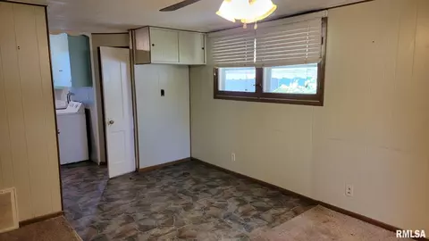 2913 E Mason St, Springfield, IL 62702 photo 9
