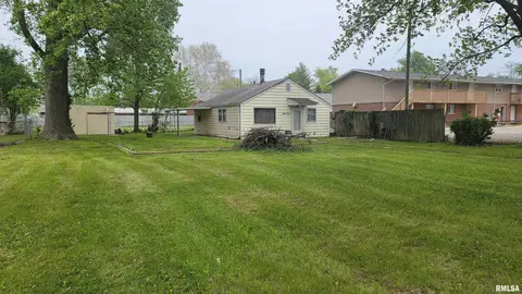 2913 E Mason St, Springfield, IL 62702 photo 2