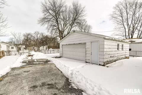 2329 Richards Ln, Springfield, IL 62702 photo 9