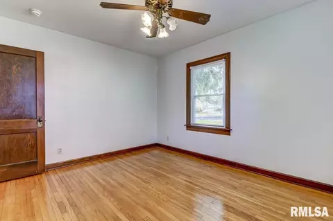 2901 S 4th St, Springfield, IL 62703 photo 9