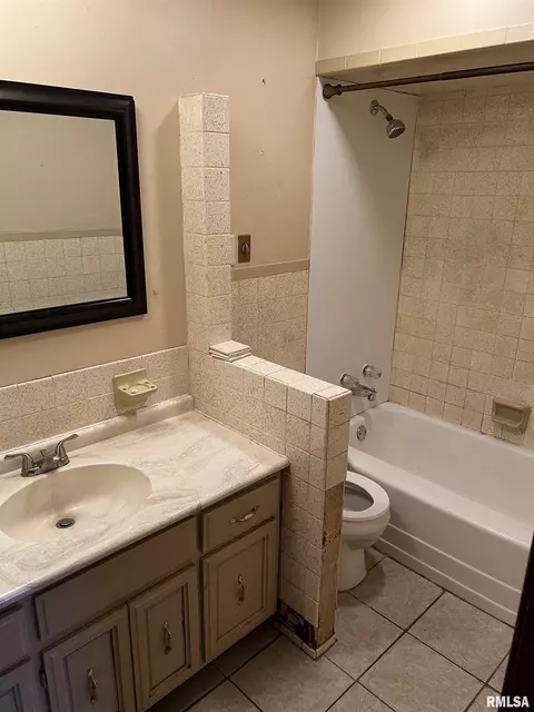 2157 E Reservoir St, Springfield, IL 62702 photo 12