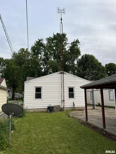 2157 E Reservoir St, Springfield, IL 62702 photo 18