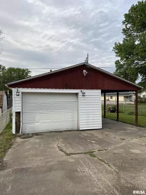 2157 E Reservoir St, Springfield, IL 62702 photo 16