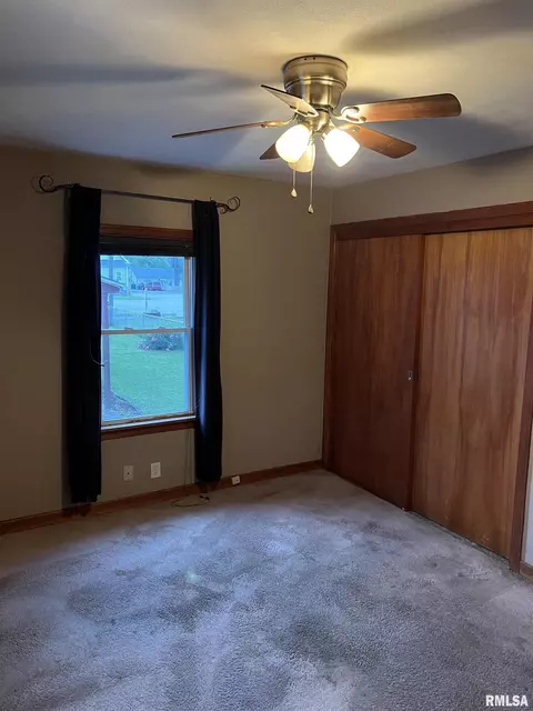 2157 E Reservoir St, Springfield, IL 62702 photo 9