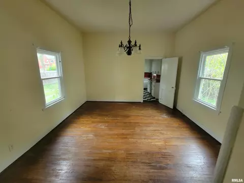 618 S Walnut St, Springfield, IL 62704 photo 10
