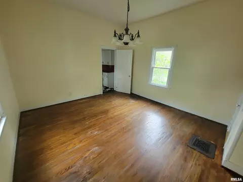 618 S Walnut St, Springfield, IL 62704 photo 12