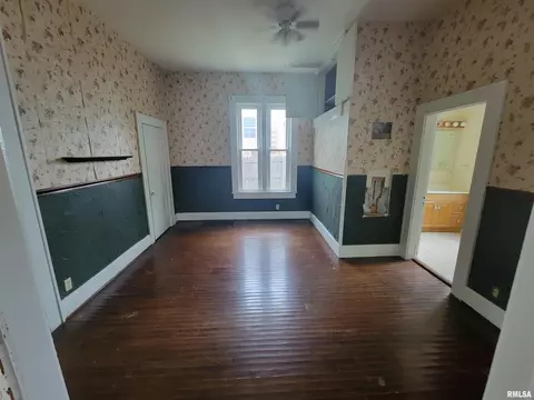 618 S Walnut St, Springfield, IL 62704 photo 6