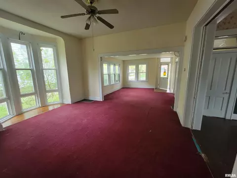 618 S Walnut St, Springfield, IL 62704 photo 9