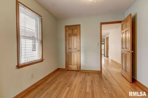 3209 S 1st St, Springfield, IL 62703 photo 19