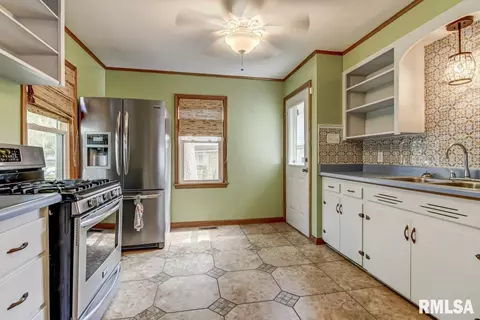 3209 S 1st St, Springfield, IL 62703 photo 8