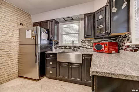 2312 E Sangamon Ave, Springfield, IL 62702 photo 13