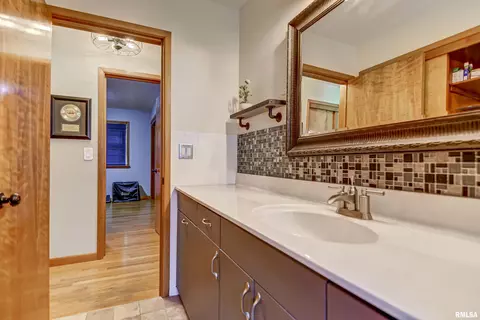 2312 E Sangamon Ave, Springfield, IL 62702 photo 26