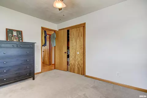 2312 E Sangamon Ave, Springfield, IL 62702 photo 17