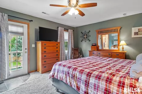 8121 Tack Ln, Springfield, IL 62712 photo 19