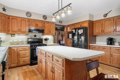 8121 Tack Ln, Springfield, IL 62712 photo 16