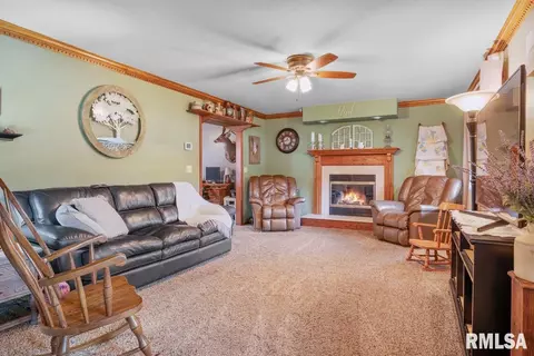 8121 Tack Ln, Springfield, IL 62712 photo 7