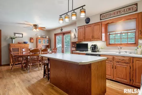 8121 Tack Ln, Springfield, IL 62712 photo 15