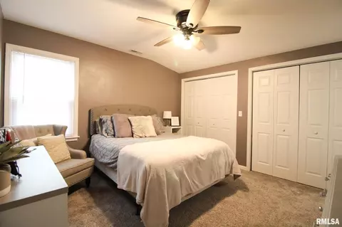 2344 Yale Blvd, Springfield, IL 62703 photo 12
