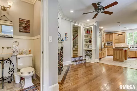 2002 Wiggins Ave, Springfield, IL 62704 photo 36