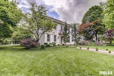 2002 Wiggins Ave, Springfield, IL 62704 photo 2