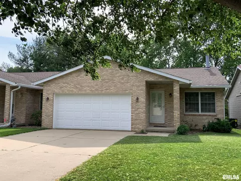 2405 Checkerberry Ln, Springfield, IL 62711 photo 1