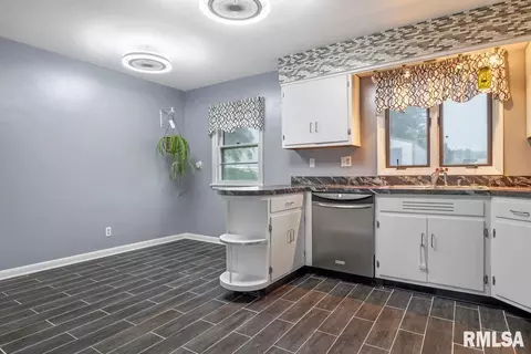 3308 Enos Ave, Springfield, IL 62702 photo 6
