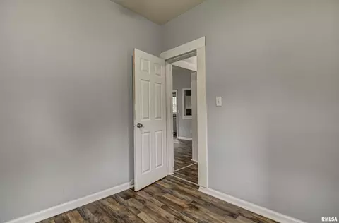 310 Elm St, Thayer, IL 62689 photo 21