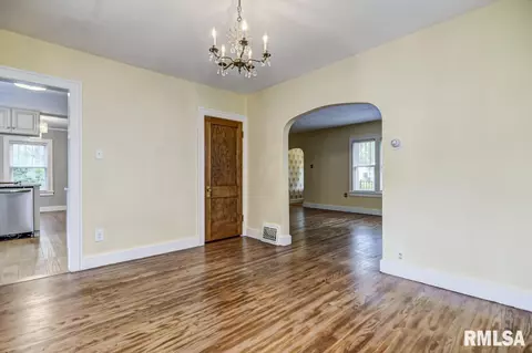 2015 S Bates Ave, Springfield, IL 62704 photo 19