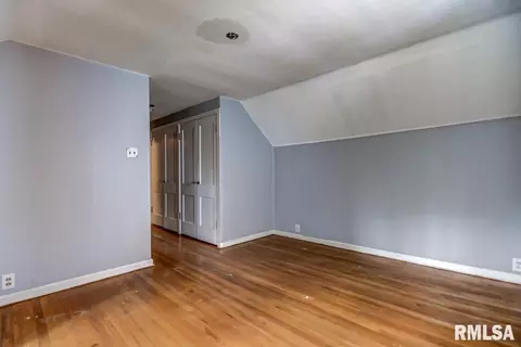 2015 S Bates Ave, Springfield, IL 62704 photo 29