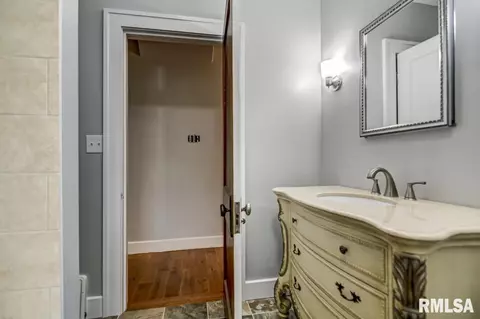 2015 S Bates Ave, Springfield, IL 62704 photo 25