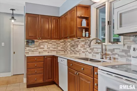 112 Maple Grv, Springfield, IL 62712 photo 19
