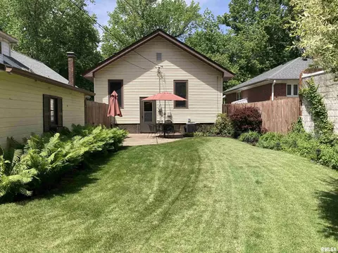 1832 Holmes Ave, Springfield, IL 62704 photo 5
