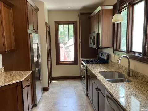 1832 Holmes Ave, Springfield, IL 62704 photo 17