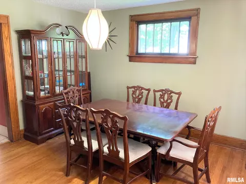 2153 S 6th St, Springfield, IL 62703 photo 11