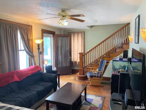 2153 S 6th St, Springfield, IL 62703 photo 7