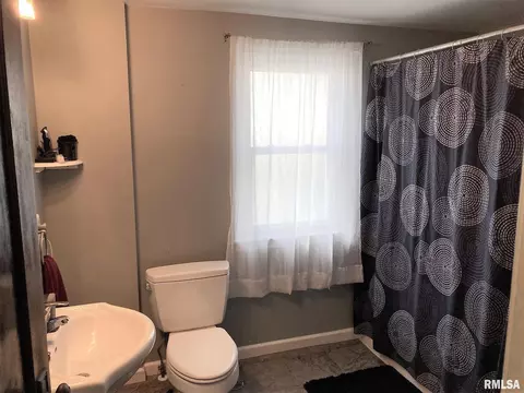 2153 S 6th St, Springfield, IL 62703 photo 21