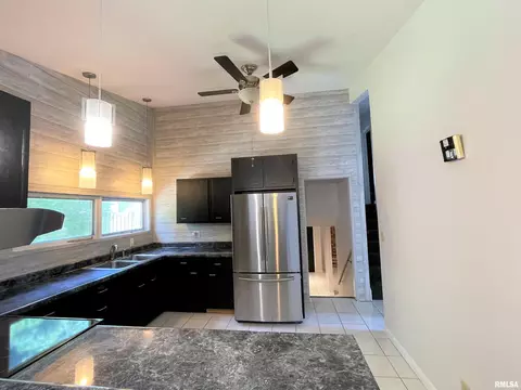 1121 Cherry Rd, Springfield, IL 62704 photo 8